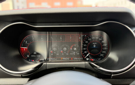 Ford Mustang VI рестайлинг, 2022 год, 4 200 000 рублей, 16 фотография