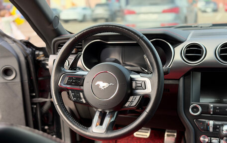 Ford Mustang VI рестайлинг, 2022 год, 4 200 000 рублей, 11 фотография