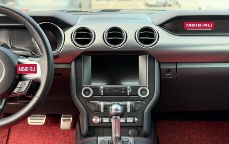 Ford Mustang VI рестайлинг, 2022 год, 4 200 000 рублей, 13 фотография