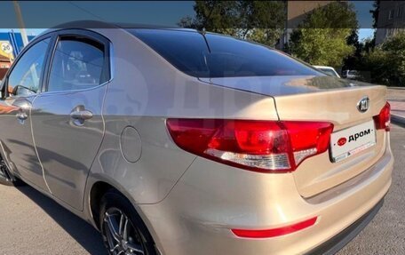 KIA Rio III рестайлинг, 2015 год, 1 050 000 рублей, 3 фотография