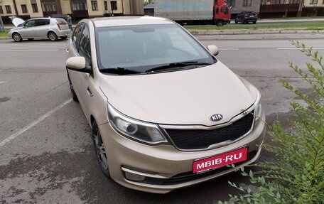 KIA Rio III рестайлинг, 2015 год, 1 050 000 рублей, 1 фотография