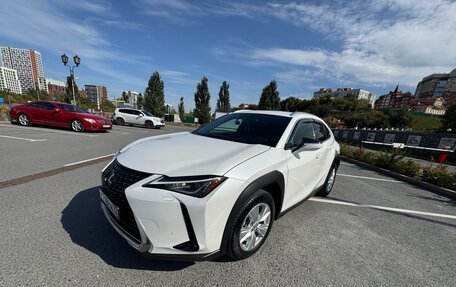 Lexus UX I, 2021 год, 3 200 000 рублей, 2 фотография