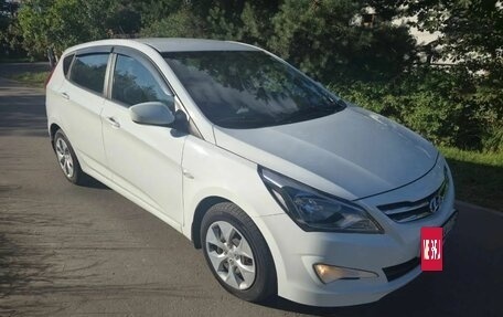 Hyundai Solaris II рестайлинг, 2016 год, 1 100 000 рублей, 4 фотография