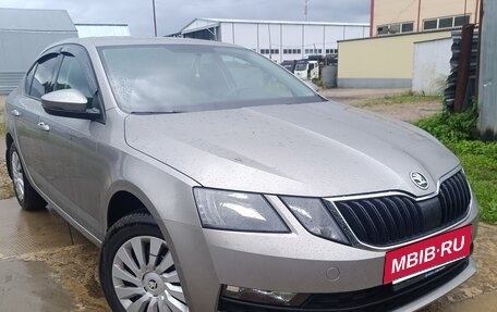 Skoda Octavia, 2019 год, 1 890 000 рублей, 2 фотография