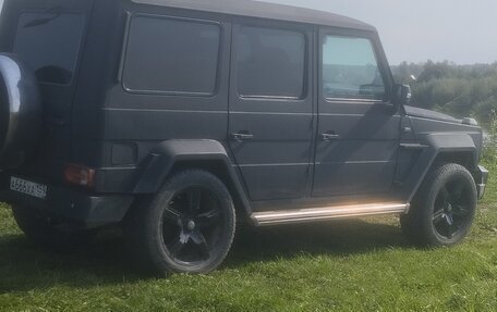 Mercedes-Benz G-Класс W463 рестайлинг _ii, 1997 год, 1 500 000 рублей, 4 фотография