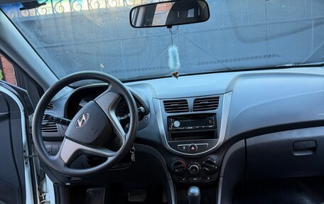 Hyundai Solaris II рестайлинг, 2014 год, 795 000 рублей, 6 фотография
