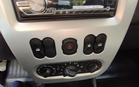 Renault Sandero I, 2013 год, 770 000 рублей, 5 фотография