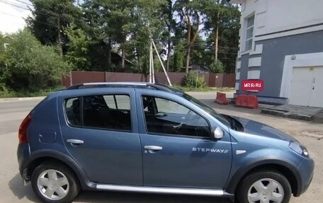 Renault Sandero I, 2013 год, 770 000 рублей, 2 фотография