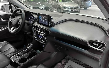Hyundai Santa Fe IV, 2019 год, 2 990 000 рублей, 17 фотография