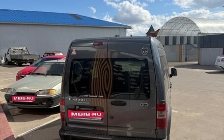 Ford Tourneo Connect I, 2006 год, 650 000 рублей, 3 фотография