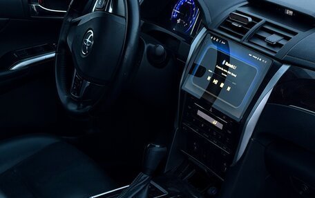 Toyota Camry, 2017 год, 2 050 000 рублей, 5 фотография