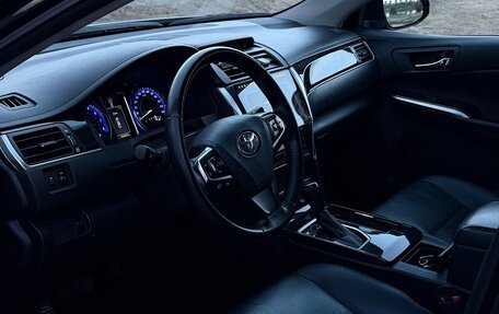 Toyota Camry, 2017 год, 2 050 000 рублей, 7 фотография