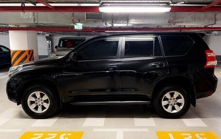 Toyota Land Cruiser Prado 150 рестайлинг 2, 2015 год, 3 800 000 рублей, 3 фотография
