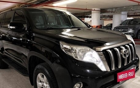 Toyota Land Cruiser Prado 150 рестайлинг 2, 2015 год, 3 800 000 рублей, 4 фотография