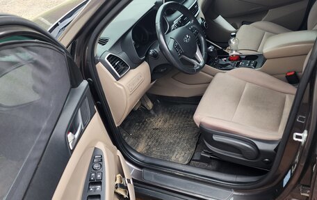 Hyundai Tucson III, 2018 год, 1 850 000 рублей, 12 фотография