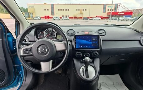 Mazda 2 III, 2011 год, 1 100 000 рублей, 10 фотография