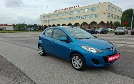 Mazda 2 III, 2011 год, 1 100 000 рублей, 2 фотография