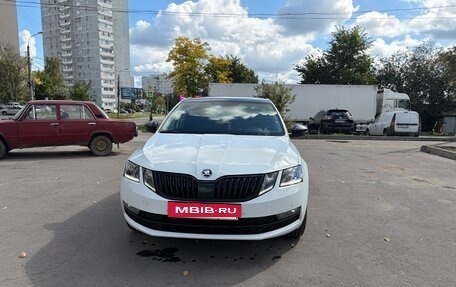 Skoda Octavia, 2019 год, 2 800 000 рублей, 9 фотография