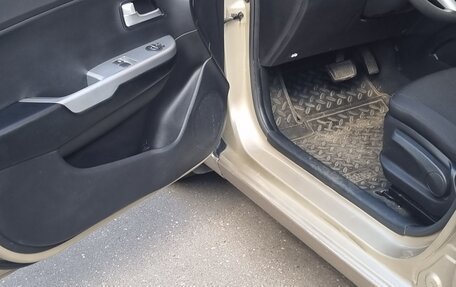 KIA Rio III рестайлинг, 2013 год, 670 000 рублей, 6 фотография