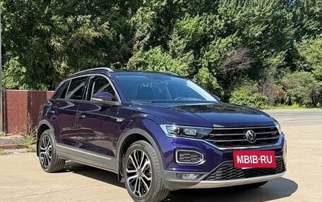 Volkswagen T-Roc I, 2021 год, 1 555 777 рублей, 3 фотография