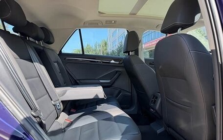Volkswagen T-Roc I, 2021 год, 1 555 777 рублей, 8 фотография
