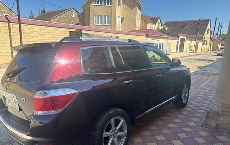 Toyota Highlander III, 2012 год, 2 200 000 рублей, 6 фотография