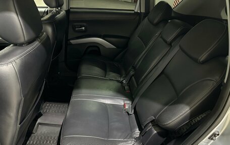 Mitsubishi Outlander III рестайлинг 3, 2010 год, 1 180 000 рублей, 21 фотография