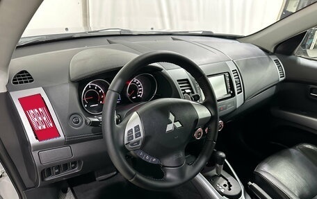 Mitsubishi Outlander III рестайлинг 3, 2010 год, 1 180 000 рублей, 18 фотография