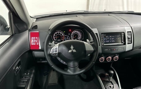 Mitsubishi Outlander III рестайлинг 3, 2010 год, 1 180 000 рублей, 24 фотография
