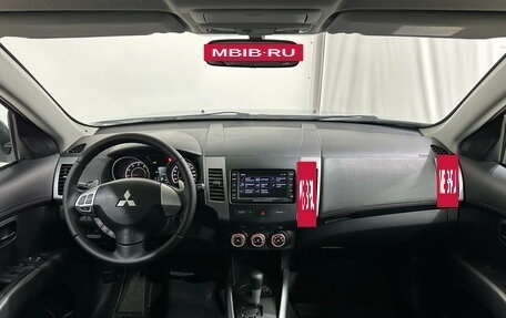 Mitsubishi Outlander III рестайлинг 3, 2010 год, 1 180 000 рублей, 14 фотография
