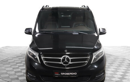Mercedes-Benz V-Класс, 2017 год, 4 777 000 рублей, 2 фотография