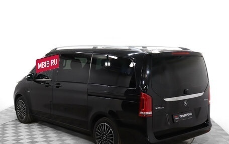 Mercedes-Benz V-Класс, 2017 год, 4 777 000 рублей, 7 фотография