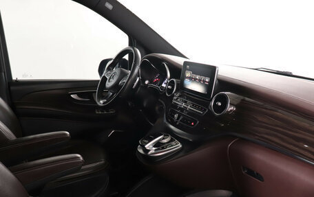 Mercedes-Benz V-Класс, 2017 год, 4 777 000 рублей, 9 фотография