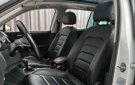 Volkswagen Tiguan II, 2019 год, 3 299 000 рублей, 6 фотография