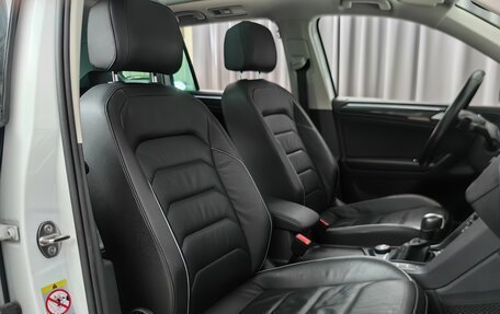 Volkswagen Tiguan II, 2019 год, 3 299 000 рублей, 7 фотография