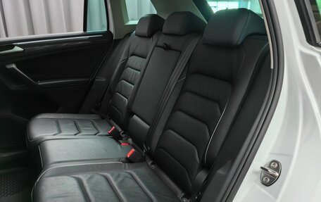 Volkswagen Tiguan II, 2019 год, 3 299 000 рублей, 8 фотография