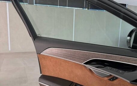Audi A8, 2020 год, 6 000 000 рублей, 31 фотография