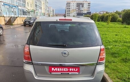 Opel Zafira B, 2008 год, 750 000 рублей, 3 фотография