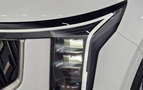 KIA Carnival, 2025 год, 6 фотография