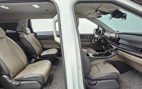 KIA Carnival, 2025 год, 19 фотография