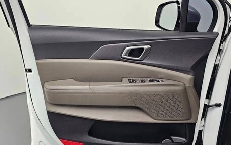 KIA Carnival, 2025 год, 16 фотография