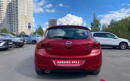 Opel Astra J, 2011 год, 710 000 рублей, 5 фотография