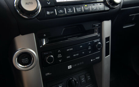 Toyota Land Cruiser Prado 150 рестайлинг 2, 2010 год, 2 399 000 рублей, 17 фотография
