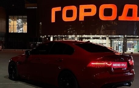 Jaguar XE I рестайлинг, 2016 год, 2 050 000 рублей, 5 фотография