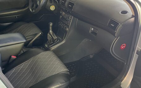 Toyota Avensis III рестайлинг, 2008 год, 840 000 рублей, 2 фотография