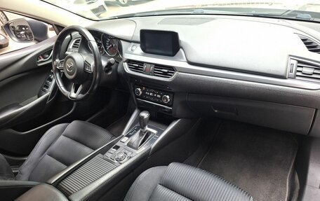 Mazda 6, 2018 год, 1 870 000 рублей, 11 фотография