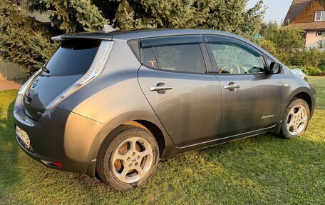 Nissan Leaf I, 2016 год, 970 000 рублей, 2 фотография