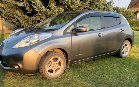Nissan Leaf I, 2016 год, 970 000 рублей, 7 фотография