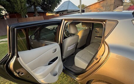 Nissan Leaf I, 2016 год, 970 000 рублей, 21 фотография