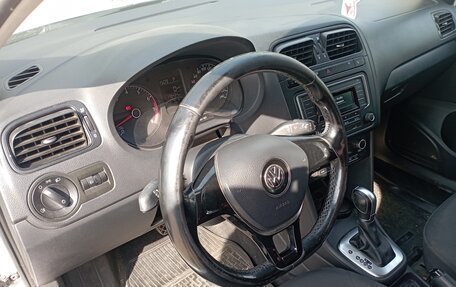 Volkswagen Polo VI (EU Market), 2017 год, 880 000 рублей, 19 фотография